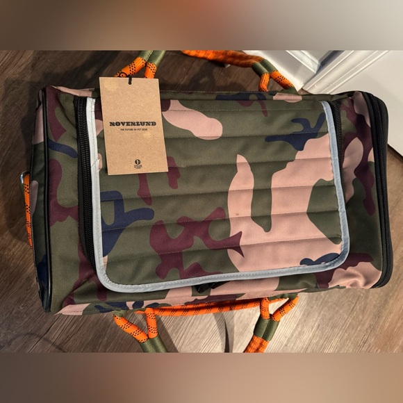 NWT Roverlund Large Pet Carrier - Camouflage & Orange - Picture 3 of 4